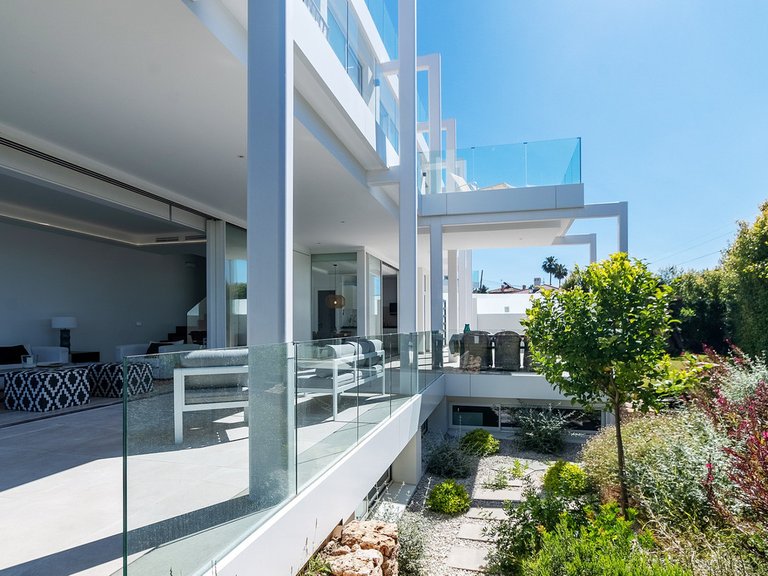 Villa for Sale in Marbella, Malaga 20