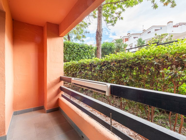 Apartment for Sale in Casares, Malaga 9