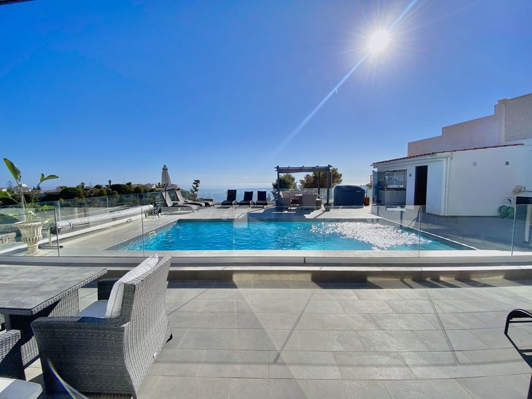 Villa for Sale in Benalmadena Pueblo, Malaga 10