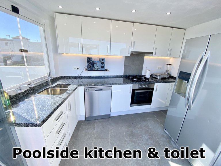 Villa for Sale in Benalmadena Pueblo, Malaga 11