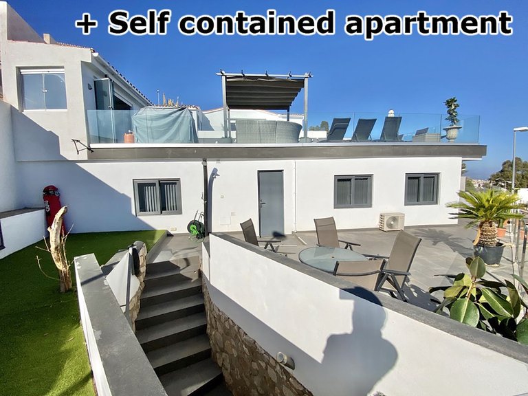 Villa for Sale in Benalmadena Pueblo, Malaga 28