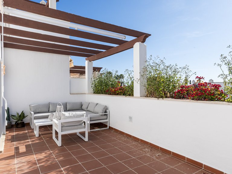 Apartment for Sale in Nueva Andalucía, Malaga 23