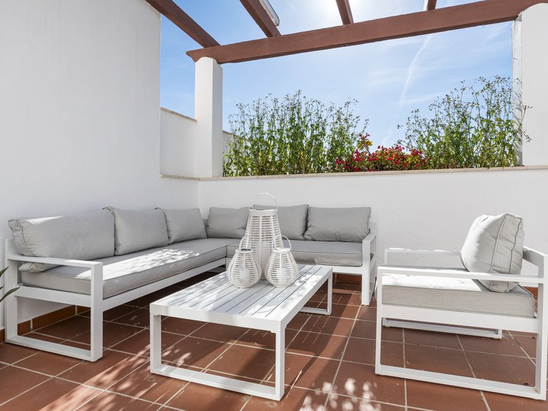 Apartment for Sale in Nueva Andalucía, Malaga 25