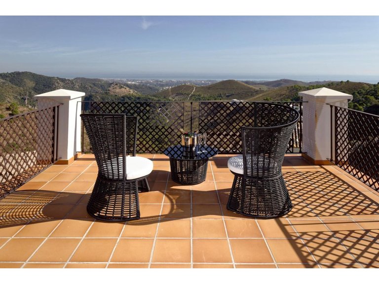 Villa for Sale in Benahavís, Malaga 13