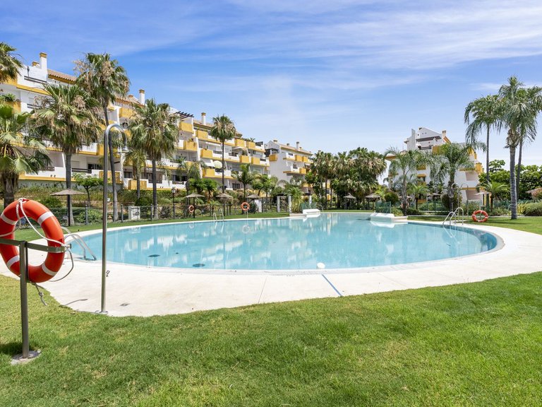 Apartment for Sale in Calanova Golf, Malaga 1