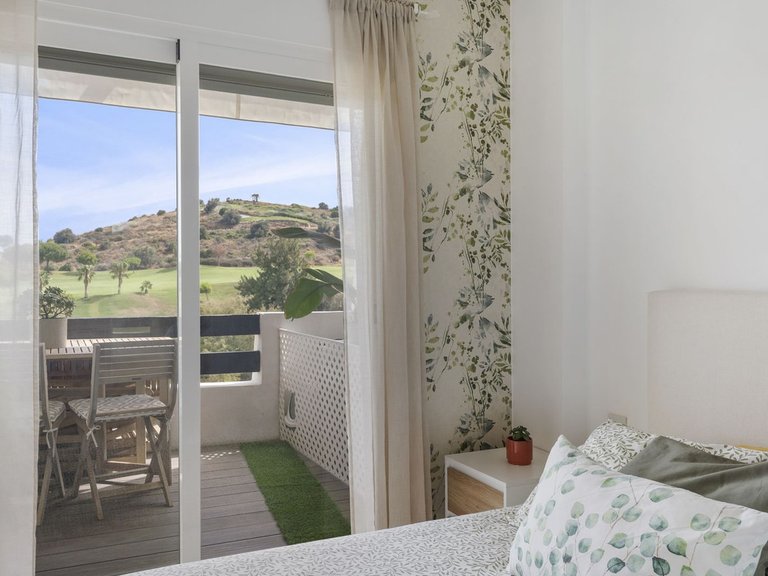 Apartment for Sale in Calanova Golf, Malaga 16