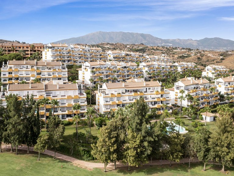 Apartment for Sale in Calanova Golf, Malaga 21