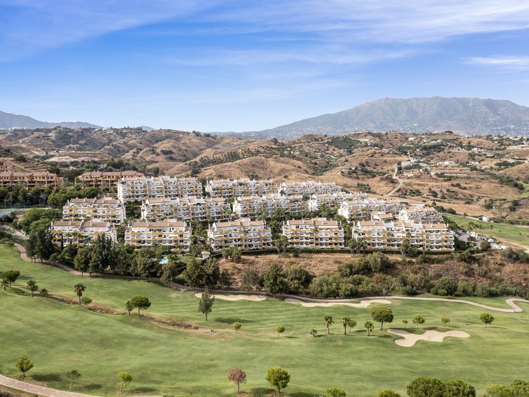 Apartment for Sale in Calanova Golf, Malaga 22