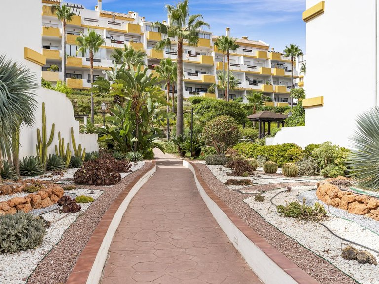 Apartment for Sale in Calanova Golf, Malaga 26