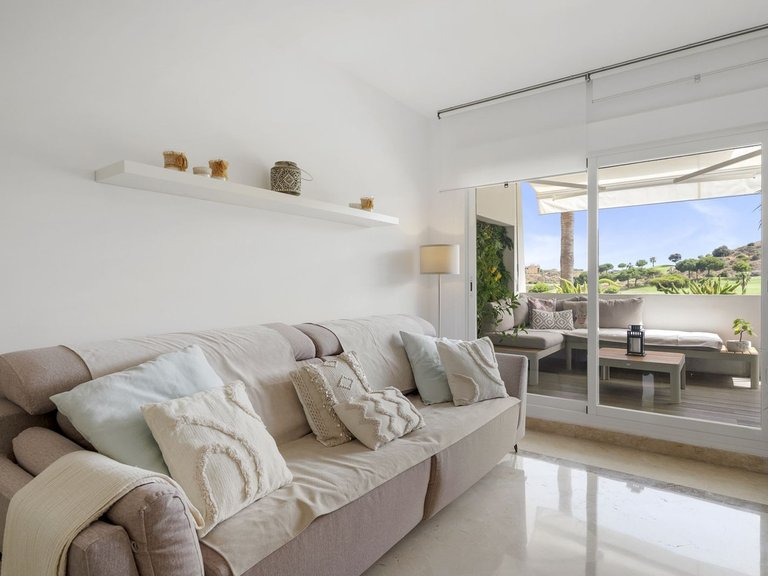 Apartment for Sale in Calanova Golf, Malaga 3