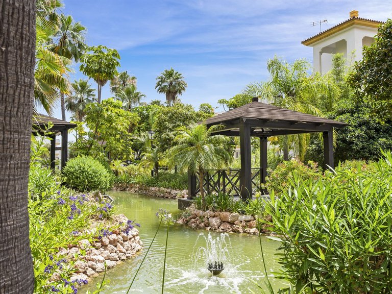 Apartment for Sale in Calanova Golf, Malaga 31