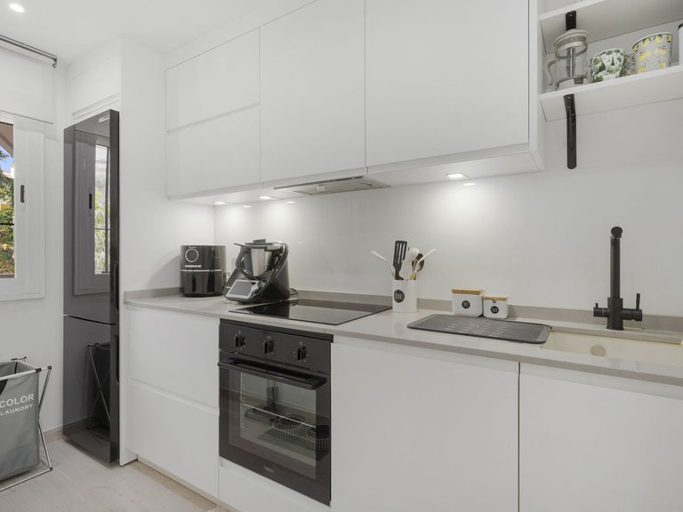 Apartment for Sale in Calanova Golf, Malaga 9