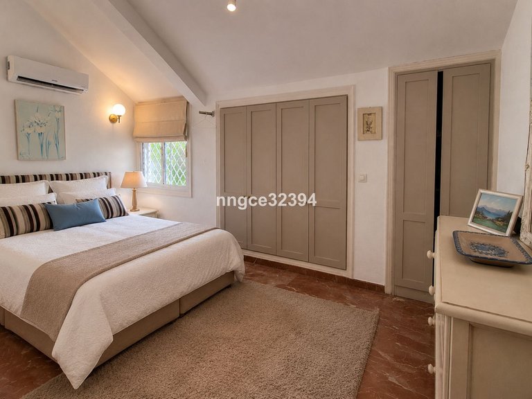 Villa for Sale in Puerto Banús, Malaga 15