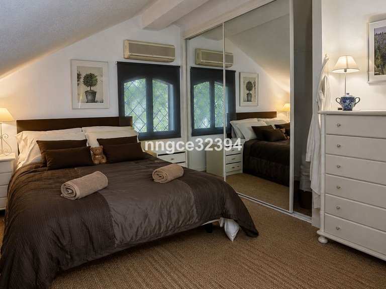 Villa for Sale in Puerto Banús, Malaga 20