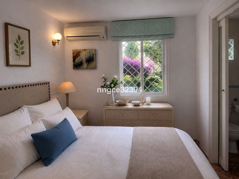 Villa for Sale in Puerto Banús, Malaga 28