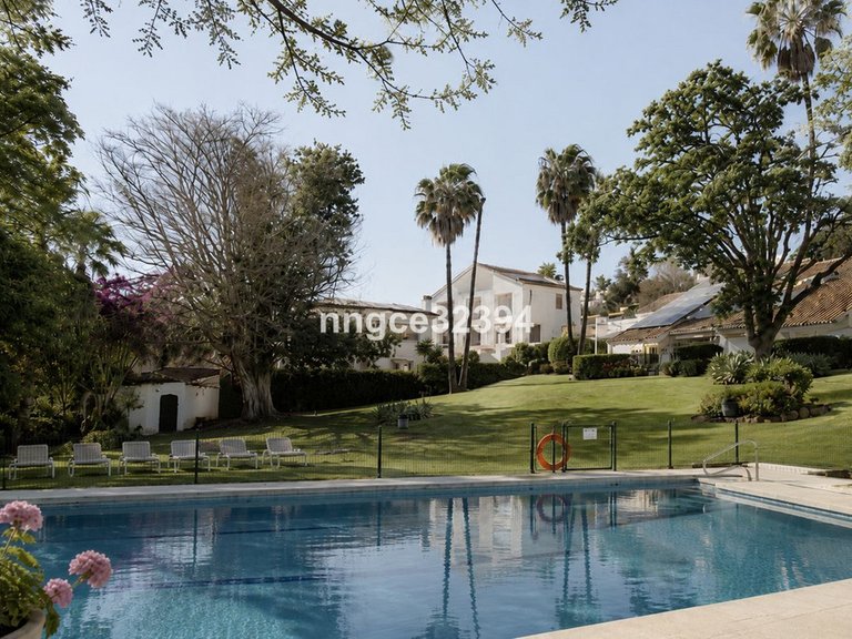 Villa for Sale in Puerto Banús, Malaga 33