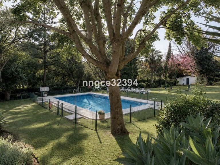 Villa for Sale in Puerto Banús, Malaga 6