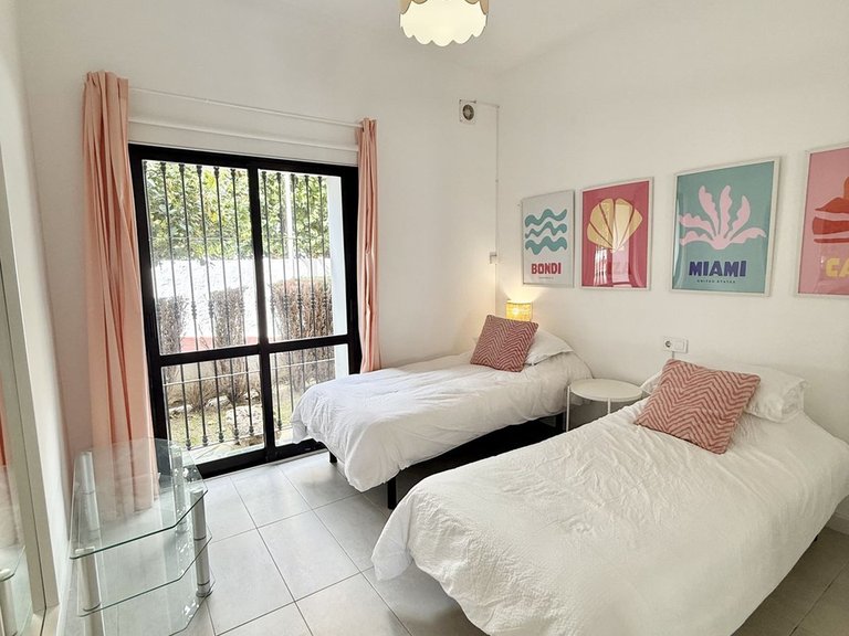 Apartment for Sale in Calahonda, Malaga 10