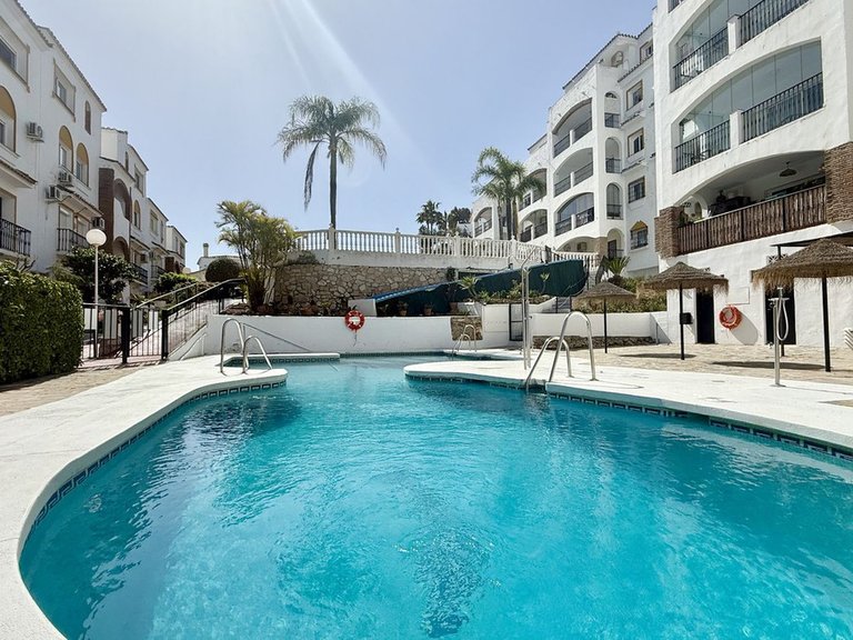 Apartment for Sale in Calahonda, Malaga 3