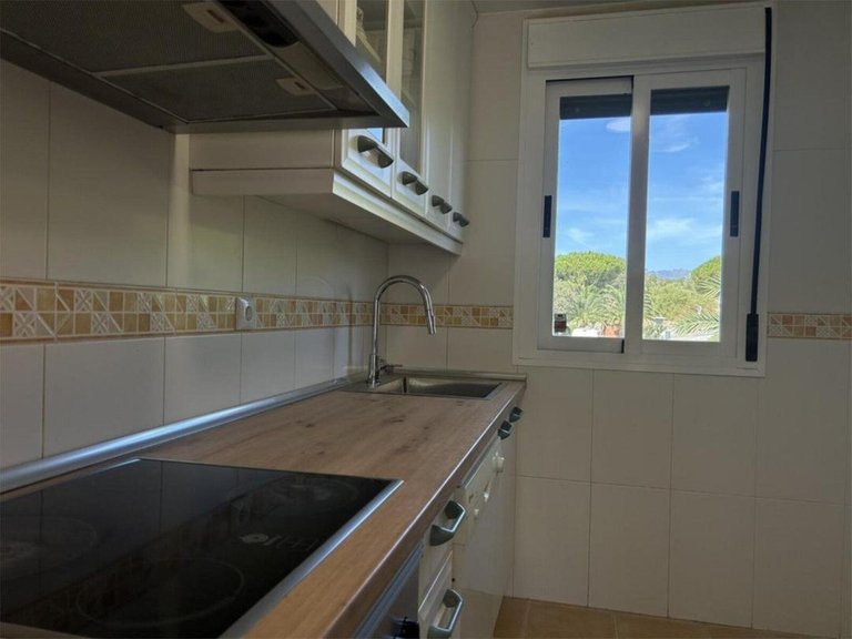 Apartment for Sale in Marbesa, Malaga 11
