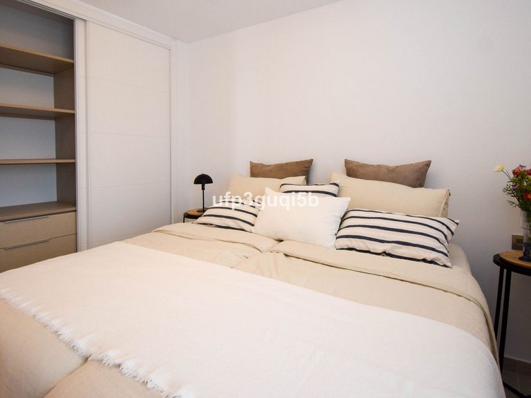 Apartment for Sale in Fuengirola, Malaga 15