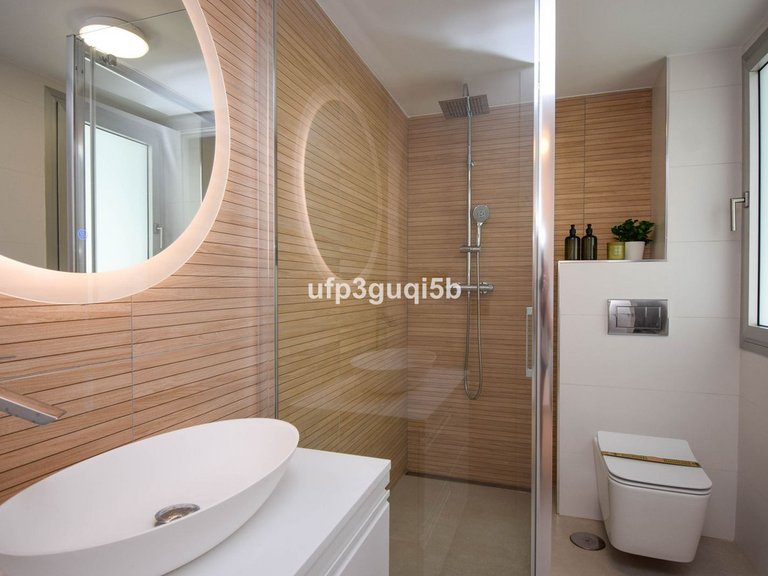 Apartment for Sale in Fuengirola, Malaga 19