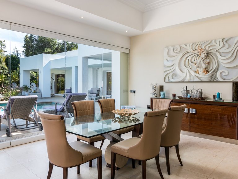 Villa for Sale in El Paraiso, Malaga 12