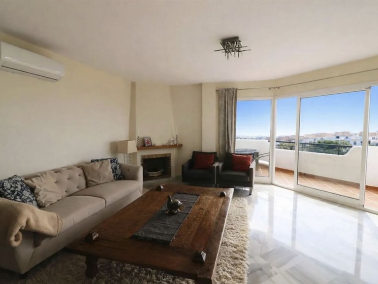 Apartment for Sale in Calahonda, Malaga 4