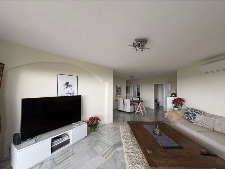 Apartment for Sale in Calahonda, Malaga 5
