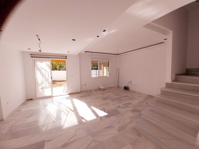 Villa for Sale in Calahonda, Malaga 2