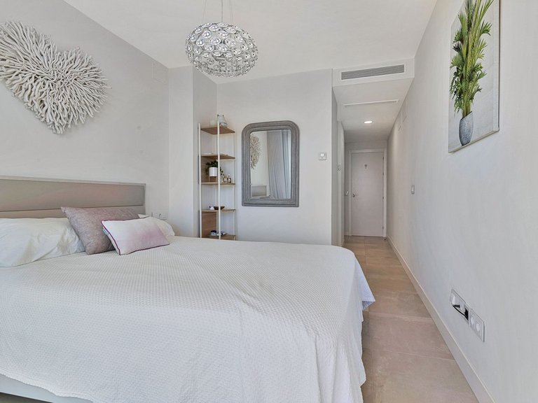 Apartment for Sale in Fuengirola, Malaga 13