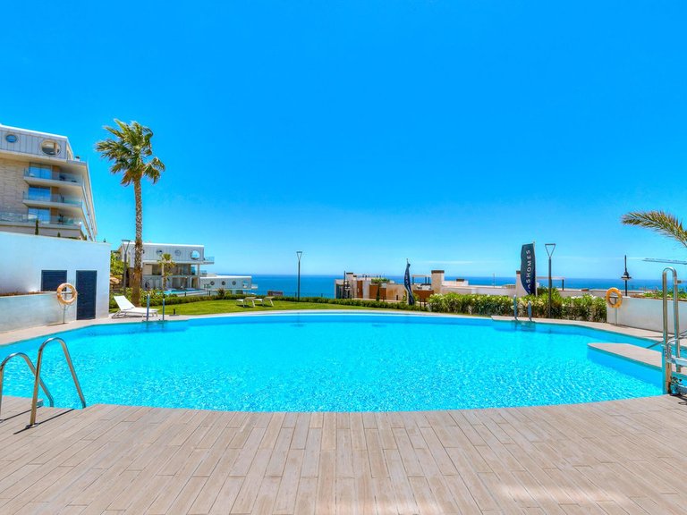 Apartment for Sale in Fuengirola, Malaga 18