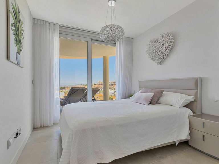 Apartment for Sale in Fuengirola, Malaga 25