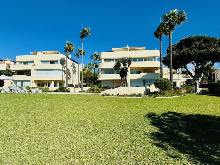 Apartment for Sale in Elviria, Malaga 9