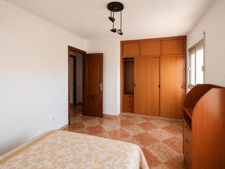 Apartment for Sale in La Barriguilla, Malaga 12