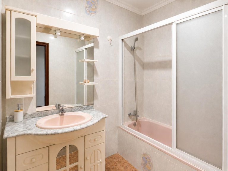 Apartment for Sale in La Barriguilla, Malaga 21