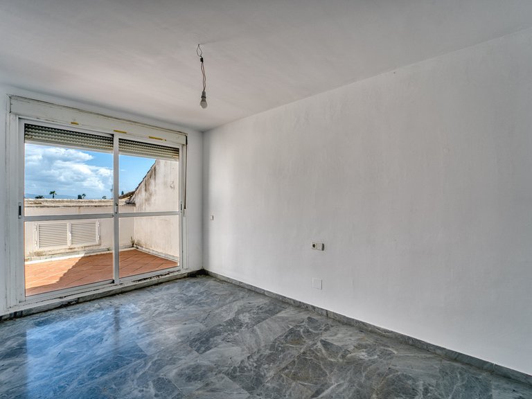 Apartment for Sale in Guadalmina Baja, Malaga 17
