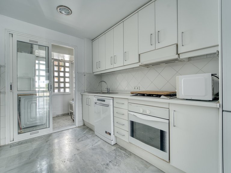 Apartment for Sale in Guadalmina Baja, Malaga 24