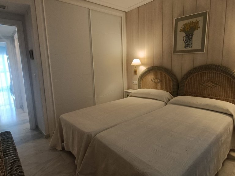 Apartment for Sale in Puerto Banús, Malaga 24