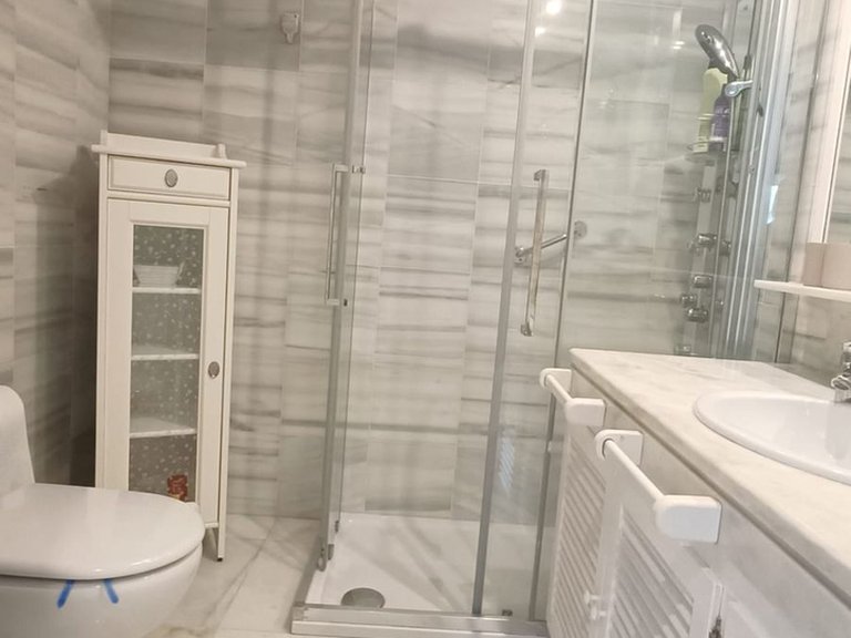 Apartment for Sale in Puerto Banús, Malaga 26