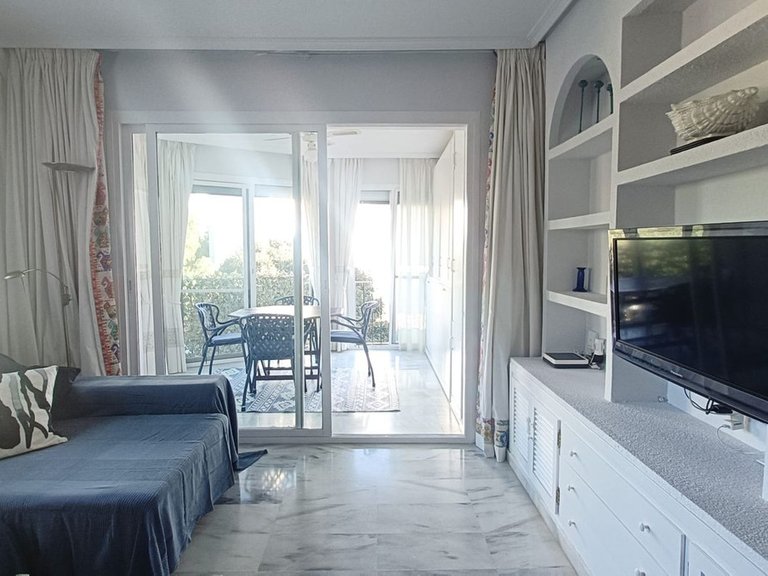 Apartment for Sale in Puerto Banús, Malaga 6