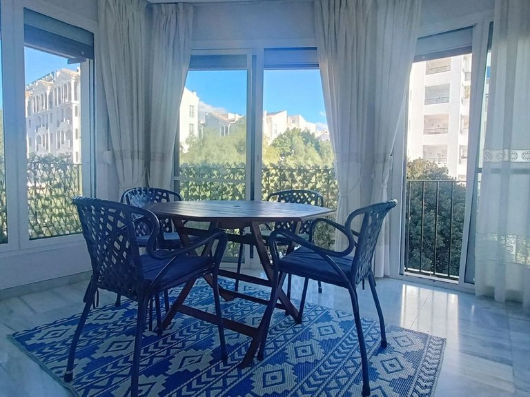 Apartment for Sale in Puerto Banús, Malaga 8