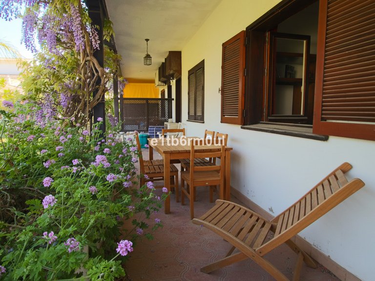 Apartment for Sale in The Golden Mile, Malaga 1
