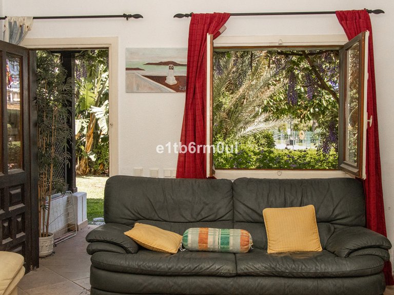 Apartment for Sale in The Golden Mile, Malaga 15