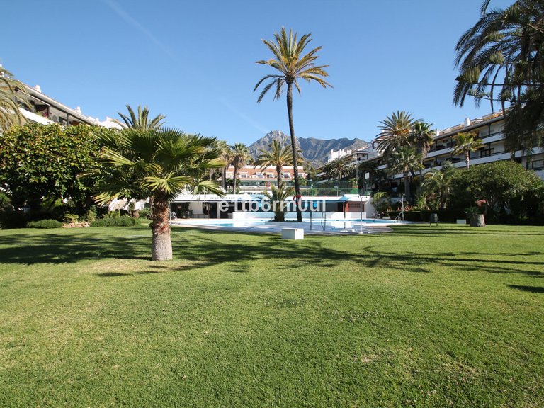 Apartment for Sale in The Golden Mile, Malaga 4