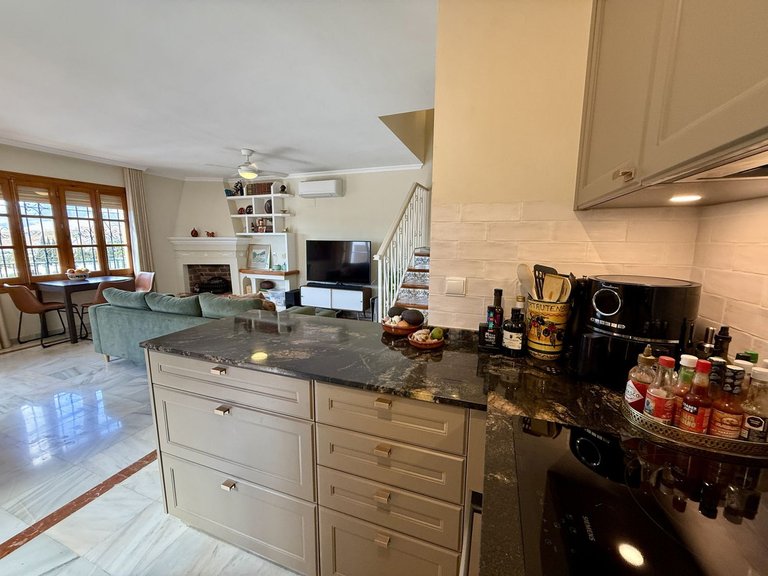 Villa for Sale in Mijas Golf, Malaga 10