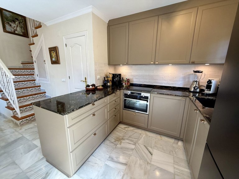 Villa for Sale in Mijas Golf, Malaga 11