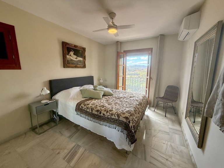 Villa for Sale in Mijas Golf, Malaga 19