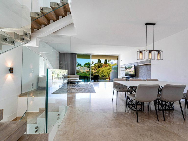 Villa for Sale in Río Real, Malaga 10