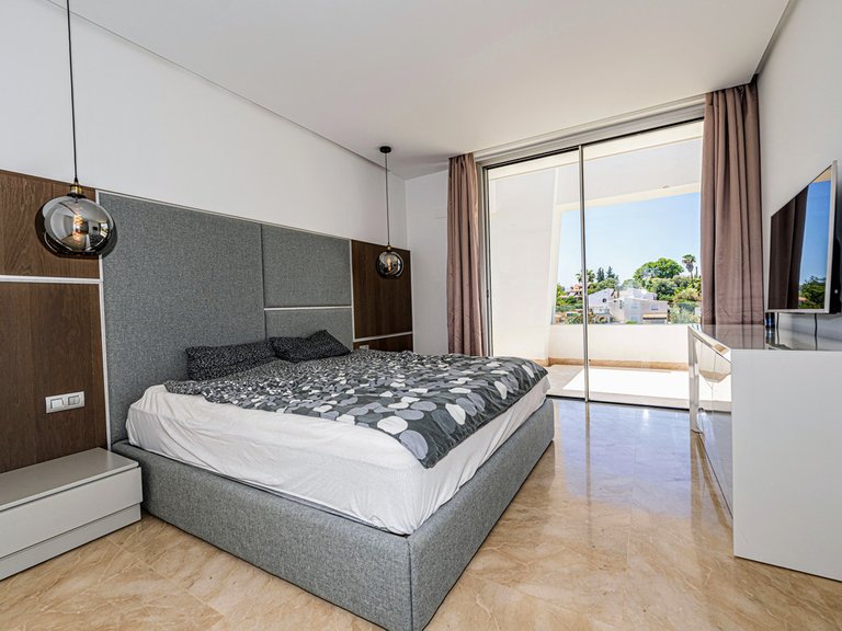 Villa for Sale in Río Real, Malaga 13